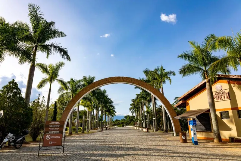 Hotel Romaria Aparecida: fachada, em Aparecida