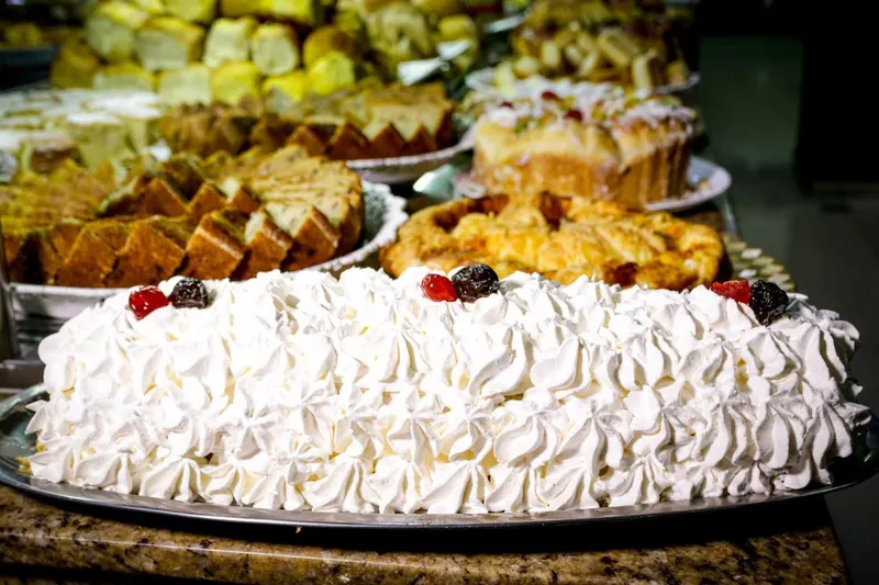 Café da manhã e refeições em Hotel San Rafain (Aparecida)