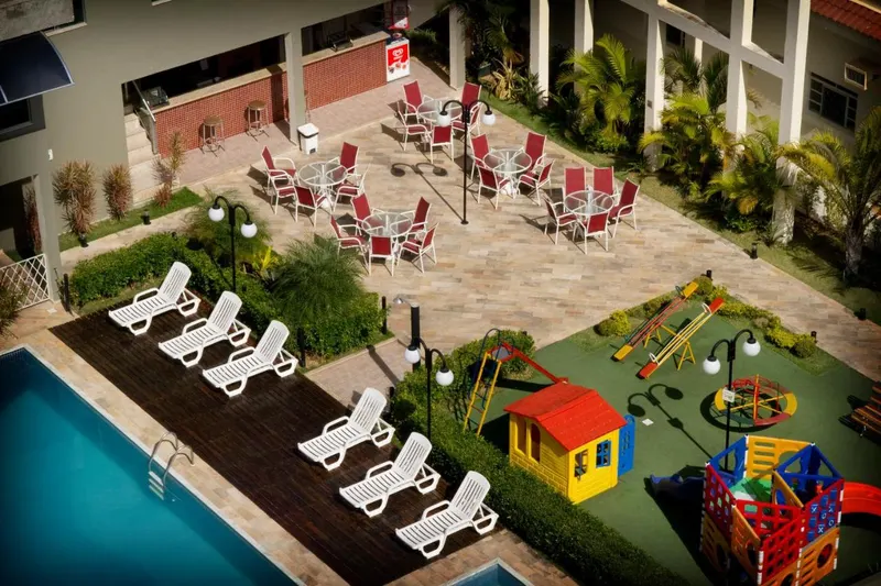 Hotel Santo Graal: piscina, em Aparecida