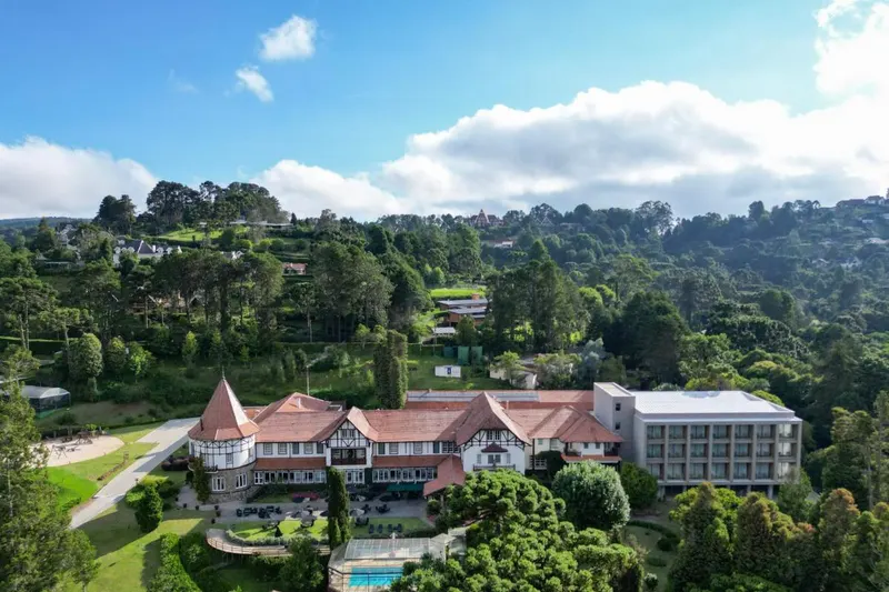 Hotel Vila Inglesa: fachada, em Campos do Jordão