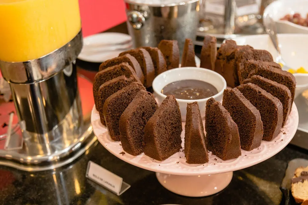 Café da manhã e refeições em Ibis Budget Lorena (Lorena)