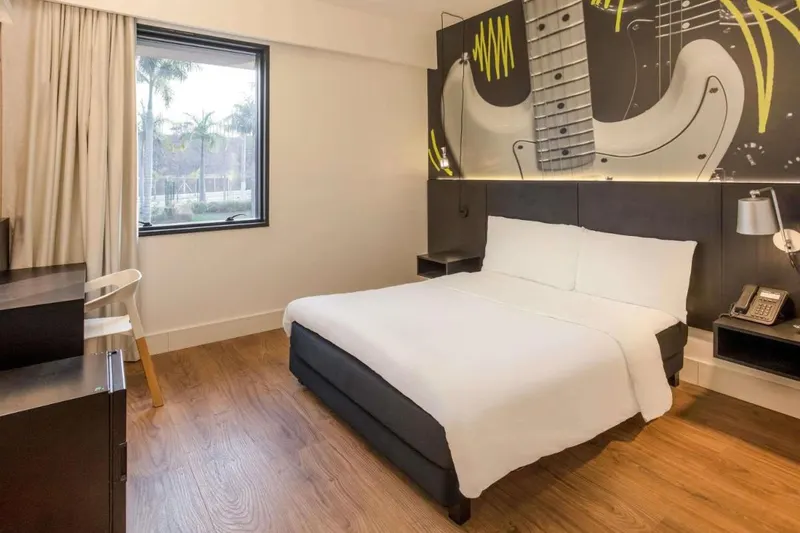 Quarto em Ibis Styles Taubaté (Taubaté)