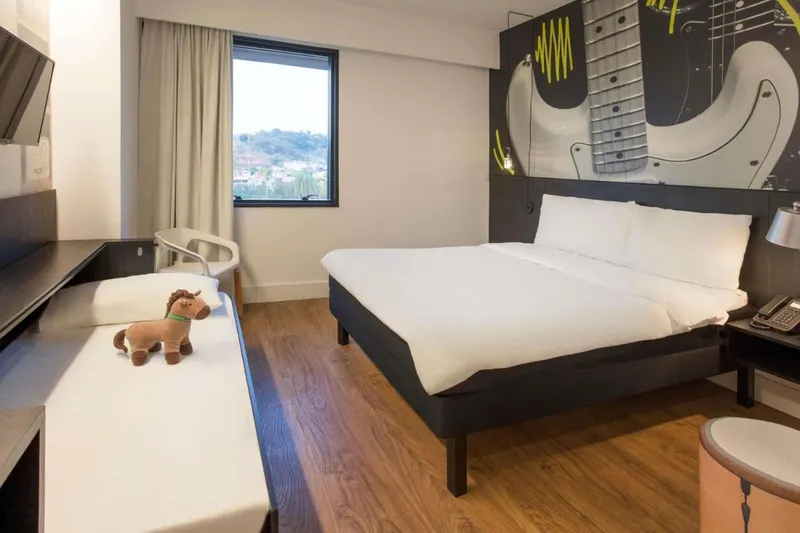 Quarto em Ibis Styles Taubaté (Taubaté)