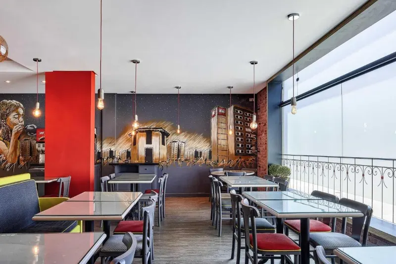Café da manhã e refeições em Ibis Taubaté (Taubaté)