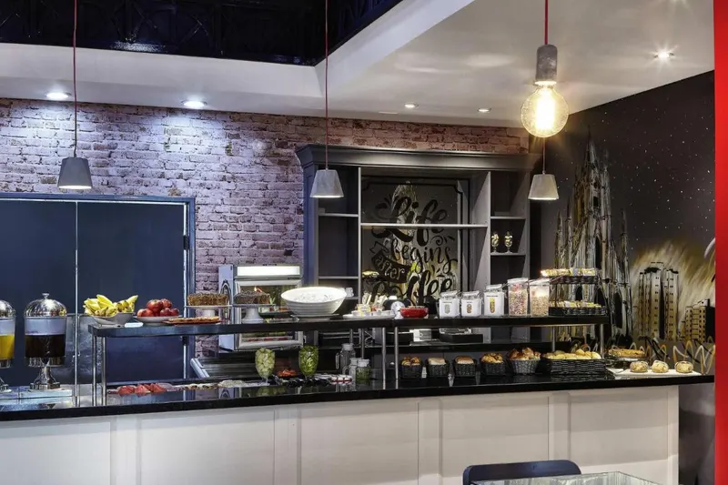 Café da manhã e refeições em Ibis Taubaté (Taubaté)