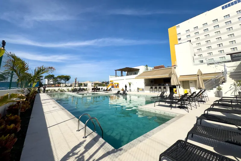 Intercity Pátio Pinda Hotel & Resort: piscina, em Pindamonhangaba