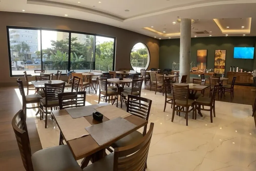 Café da manhã e refeições em Keep Suítes Hotel (Taubaté)