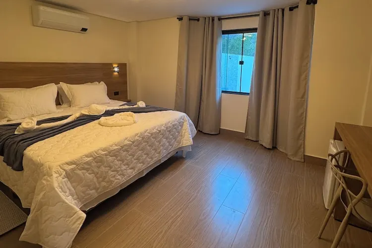 Quarto em Le Bonne Ville Hotel (Campos do Jordão)