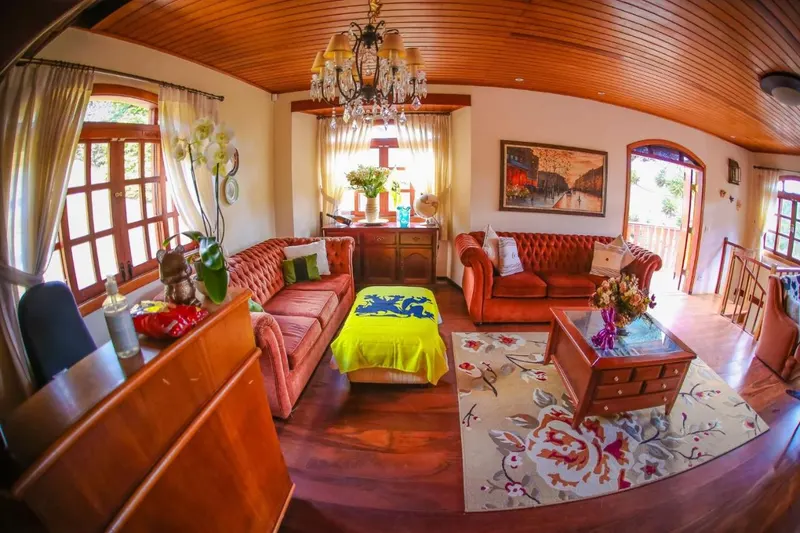 Mansão Austríaca Guesthouse: área comum, em Campos do Jordão