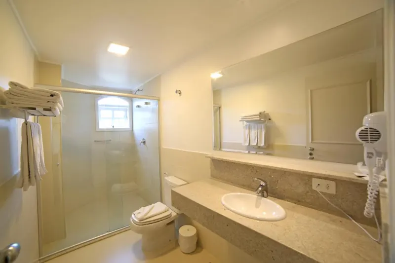 Banheiro em Moinho Itália Hotel (Campos do Jordão)