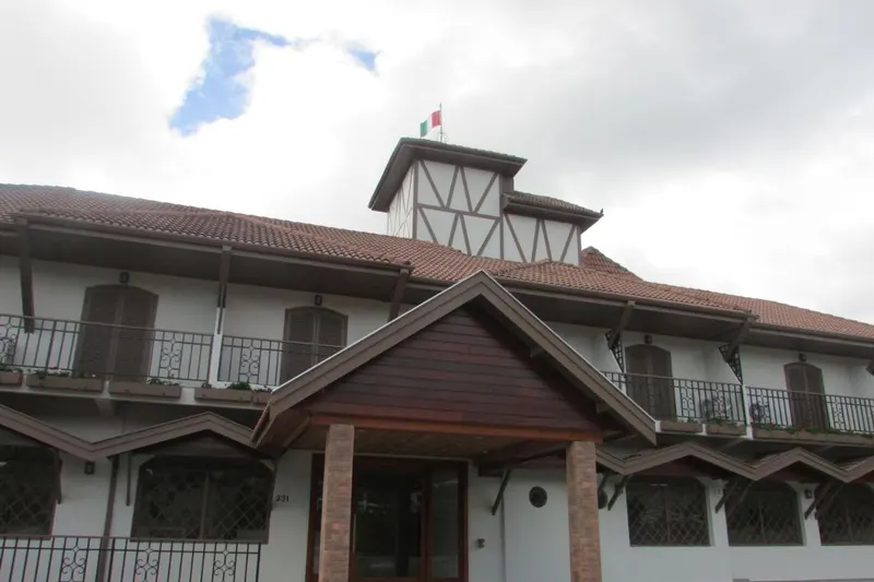 Moinho Itália Hotel: fachada, em Campos do Jordão