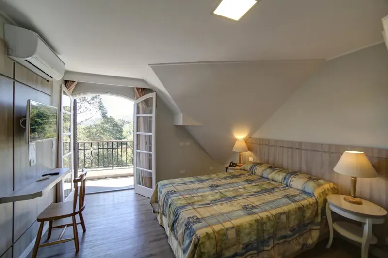 Quarto em Moinho Itália Hotel (Campos do Jordão)