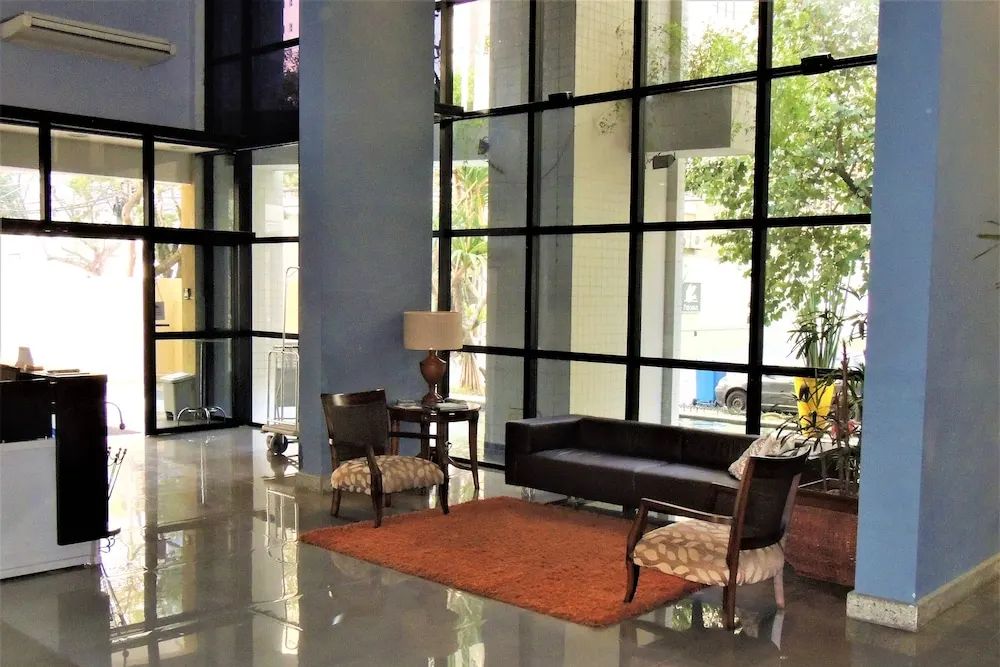 Mondrian Suite Hotel: área comum, em São José dos Campos