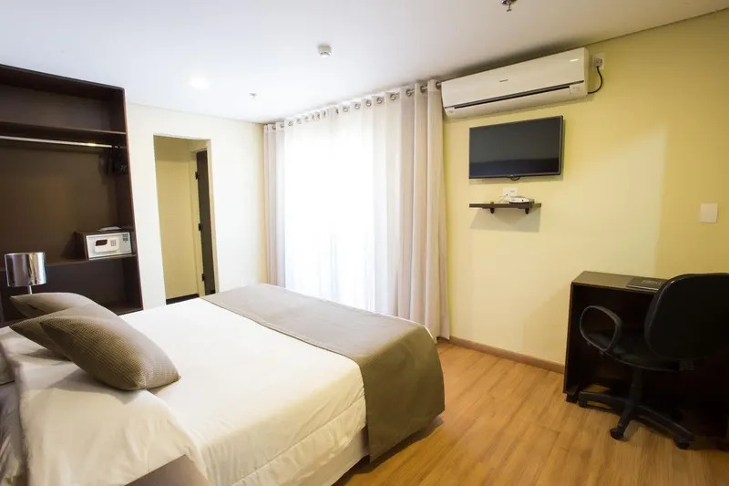Quarto em Olavo Bilac Hotel (Taubaté)