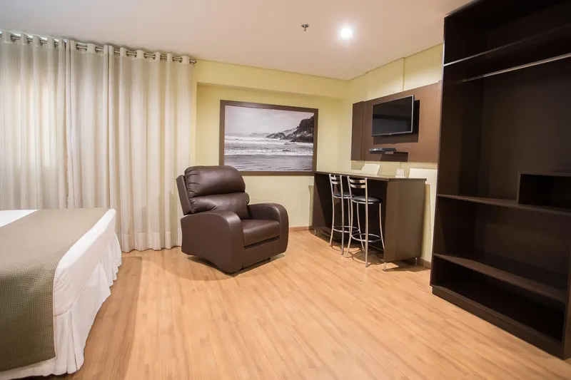 Quarto em Olavo Bilac Hotel (Taubaté)