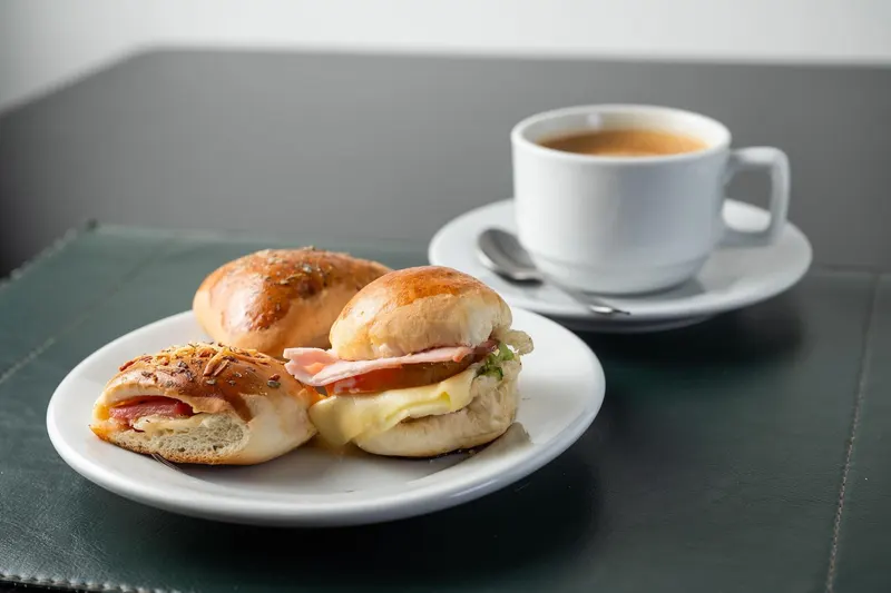 Café da manhã e refeições em Olavo Bilac Hotel (Taubaté)