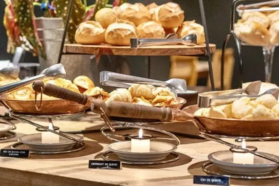 Ort Hotel: café da manhã e refeições, em Campos do Jordão