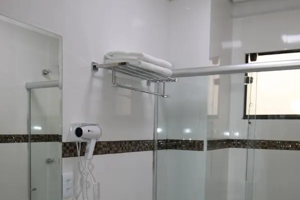 Banheiro em Ouro Minas Plaza Hotel (Aparecida)
