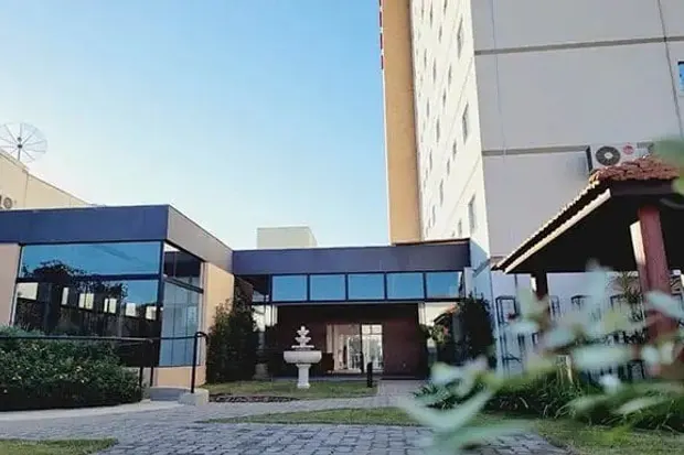 Pinda Palace Hotel: fachada, em Pindamonhangaba