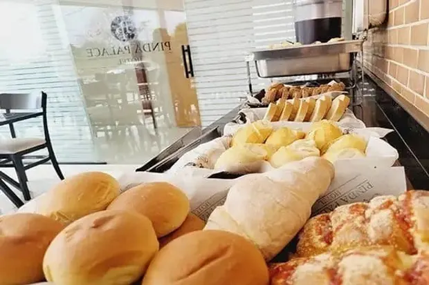 Café da manhã e refeições em Pinda Palace Hotel (Pindamonhangaba)