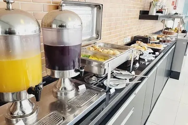 Café da manhã e refeições em Pinda Palace Hotel (Pindamonhangaba)