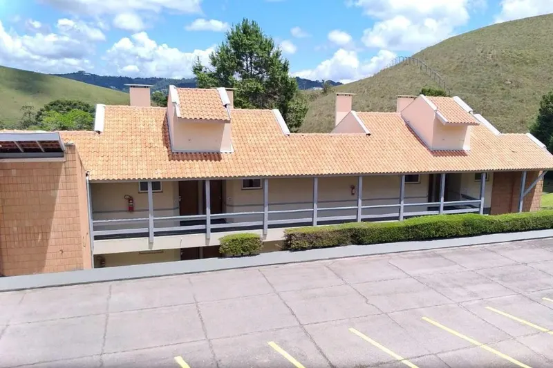 Plaza Inn Week Inn: fachada, em Campos do Jordão
