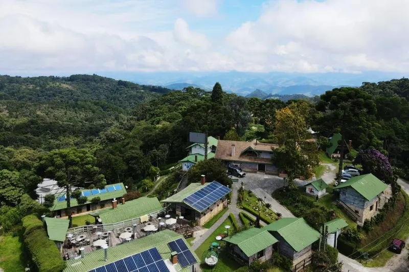 Pousada Alto da Boa Vista: fachada, em Campos do Jordão