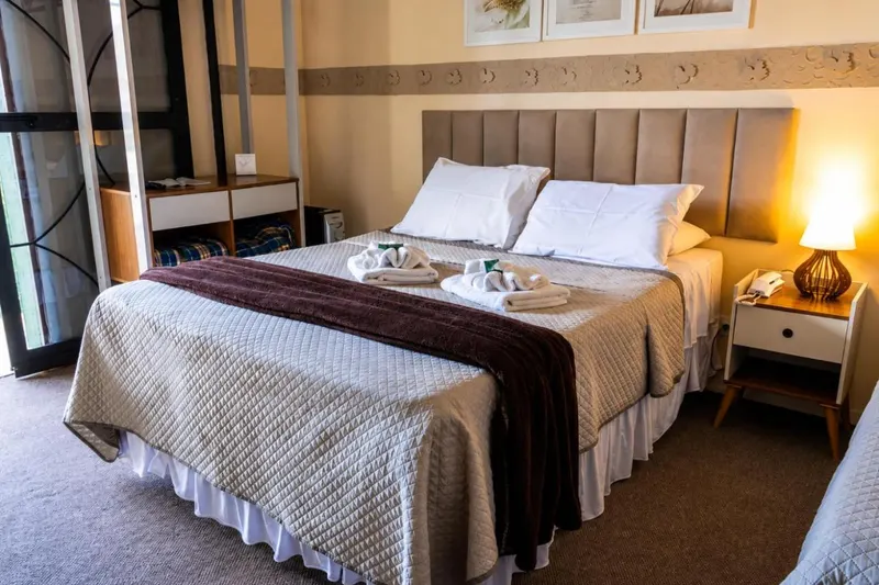 Quarto em Pousada Araucária (Campos do Jordão)