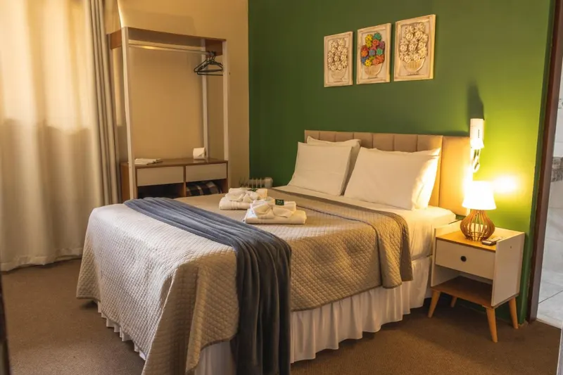 Quarto em Pousada Araucária (Campos do Jordão)