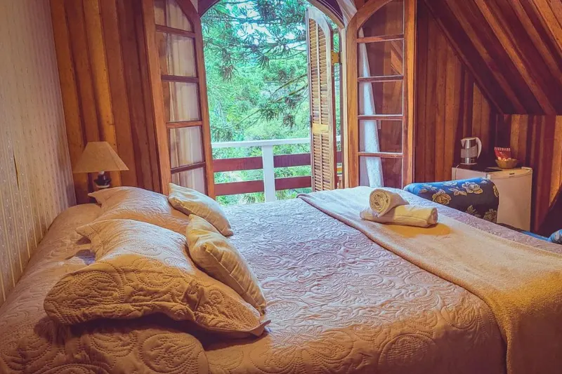 Quarto em Pousada Atalaia Capivari (Campos do Jordão)