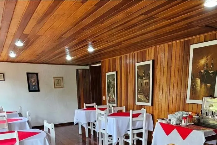 Café da manhã e refeições em Pousada Atalaia Capivari (Campos do Jordão)