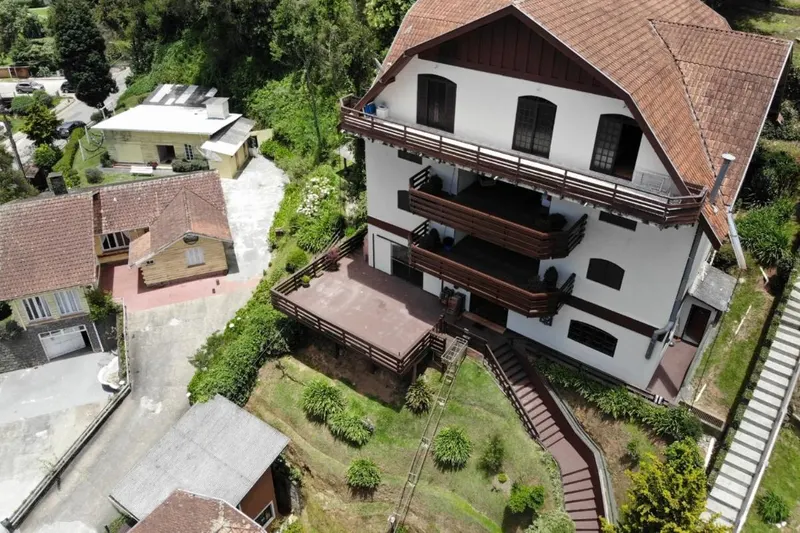 Pousada Atalaia: fachada, em Campos do Jordão