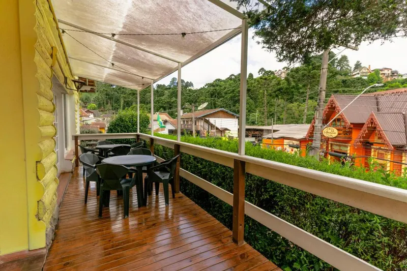 Pousada Casa de Campos Capivari by Concavus: área externa, em Campos do Jordão