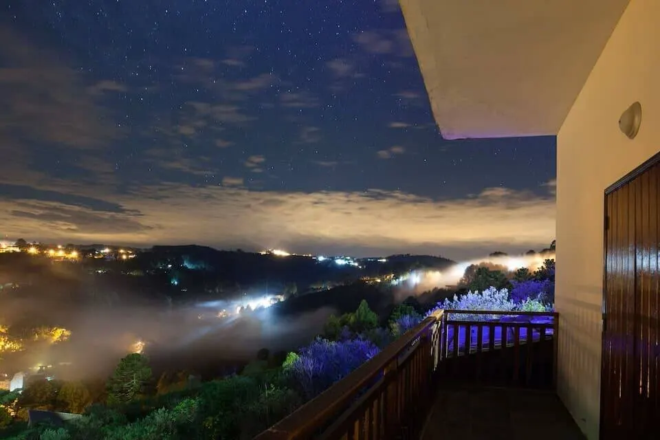 Pousada Chateau Elegance: vista a partir, em Campos do Jordão