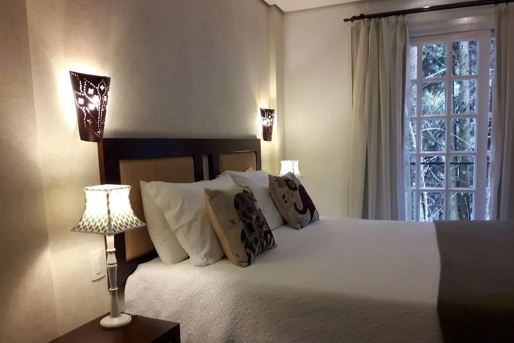 Quarto em Pousada Cheverny (Campos do Jordão)