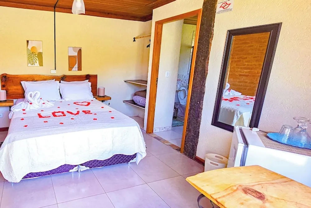 Quarto em Pousada Cores e Flores da Serra (Santo Antônio do Pinhal)