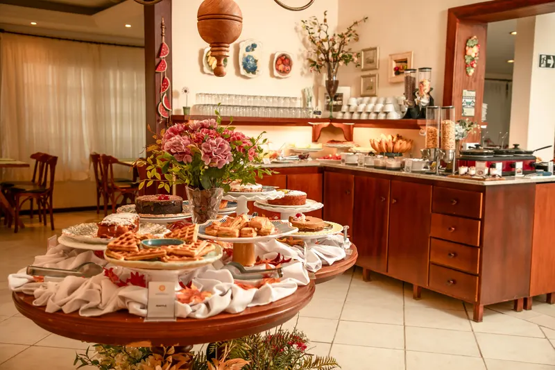 Café da manhã e refeições em Pousada das Hortensias (Campos do Jordão)