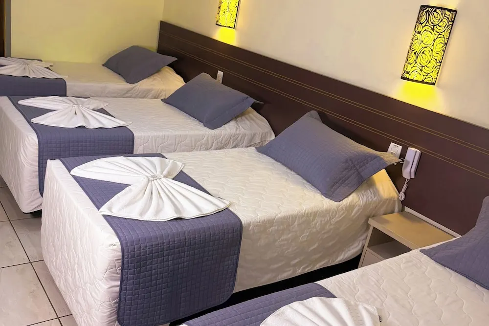 Pousada do Reinildo: quarto, em Cachoeira Paulista