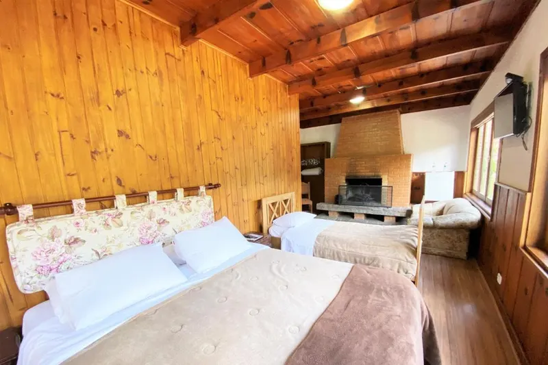 Quarto em Pousada do Sino (Campos do Jordão)