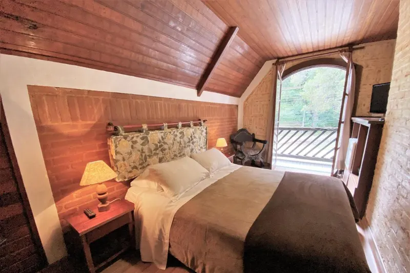 Quarto em Pousada do Sino (Campos do Jordão)