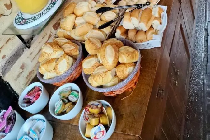 Café da manhã e refeições em Pousada do Sino (Campos do Jordão)