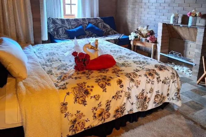 Quarto em Pousada Groms Village (Campos do Jordão)