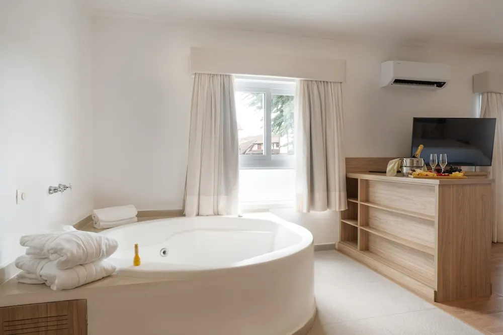 Quarto em Pousada Moderna (Campos do Jordão)