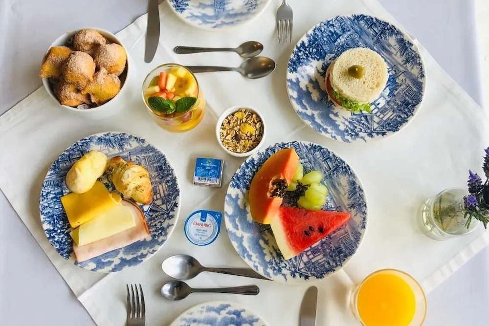 Café da manhã e refeições em Pousada Moderna (Campos do Jordão)
