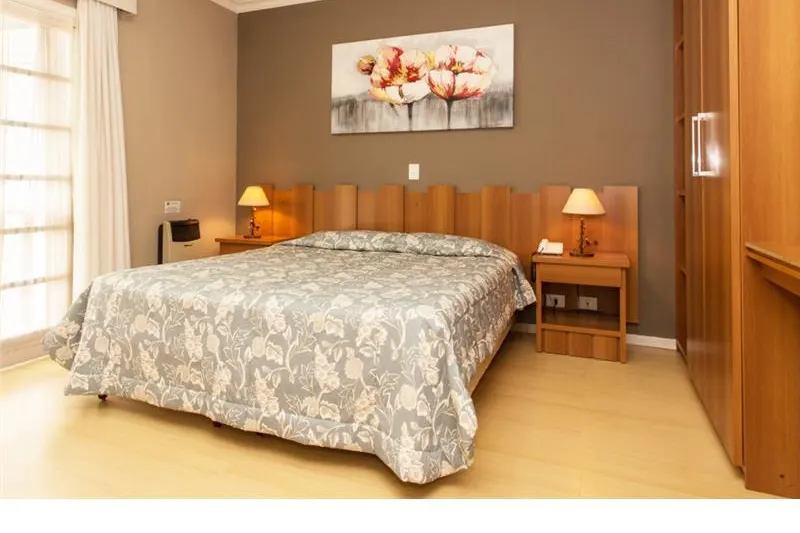 Quarto em Pousada Nacional Inn Campos do Jordão (Campos do Jordão)