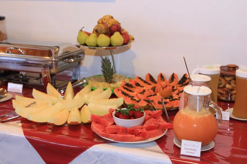 Café da manhã e refeições em Pousada Recanto Almeida (Campos do Jordão)