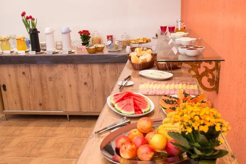 Café da manhã e refeições em Pousada Recanto Feliz (Campos do Jordão)