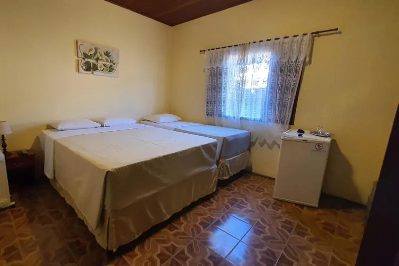 Quarto em Pousada Santo Antônio (Santo Antônio do Pinhal)