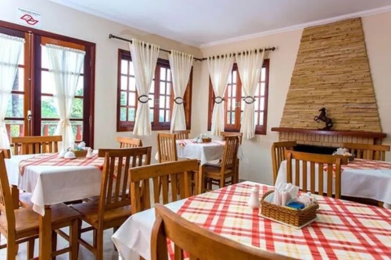 Café da manhã e refeições em Pousada Serra do Jordão (Campos do Jordão)