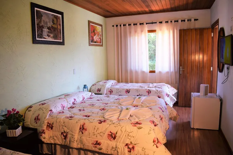 Quarto em Pousada Sino Dos Ventos (Campos do Jordão)